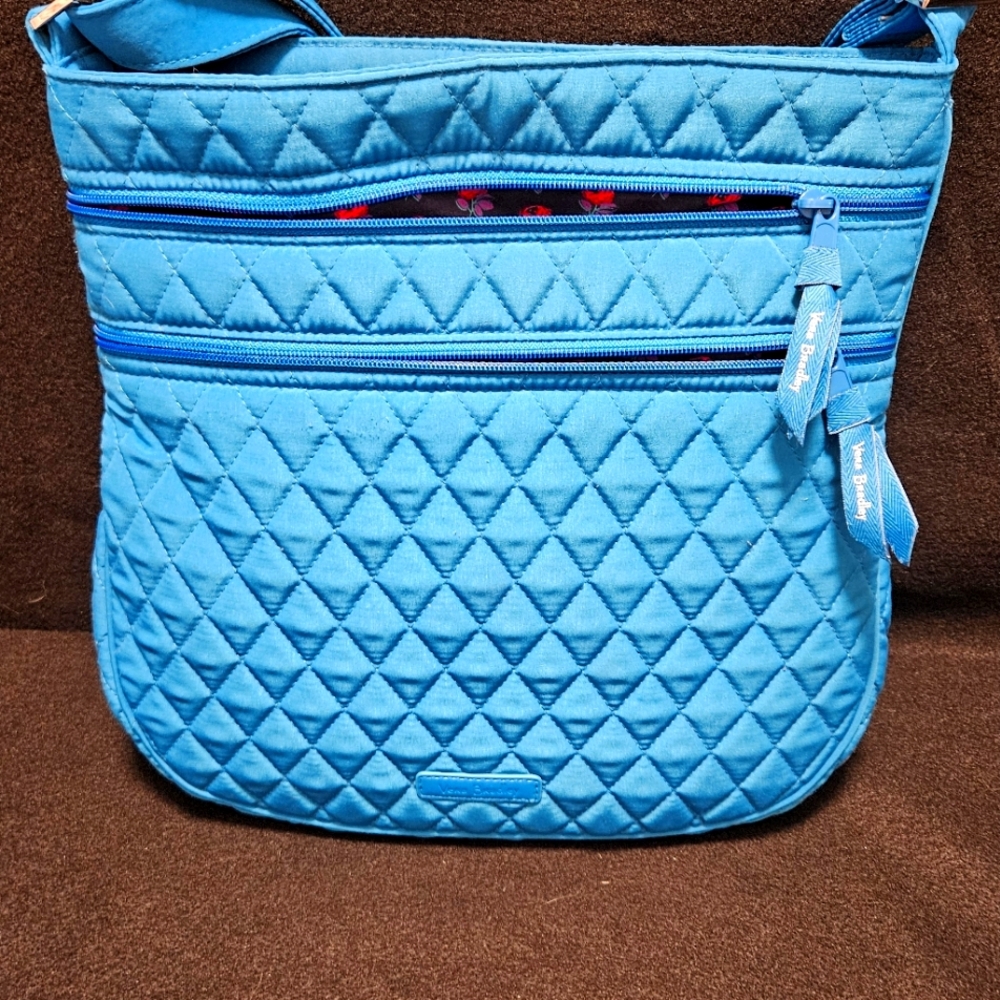 Vera Bradley beautiful shoulder bag